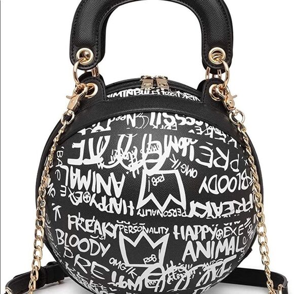 Graffiti Basketball Shape Clutch Model 1 - Picture 4 of 14